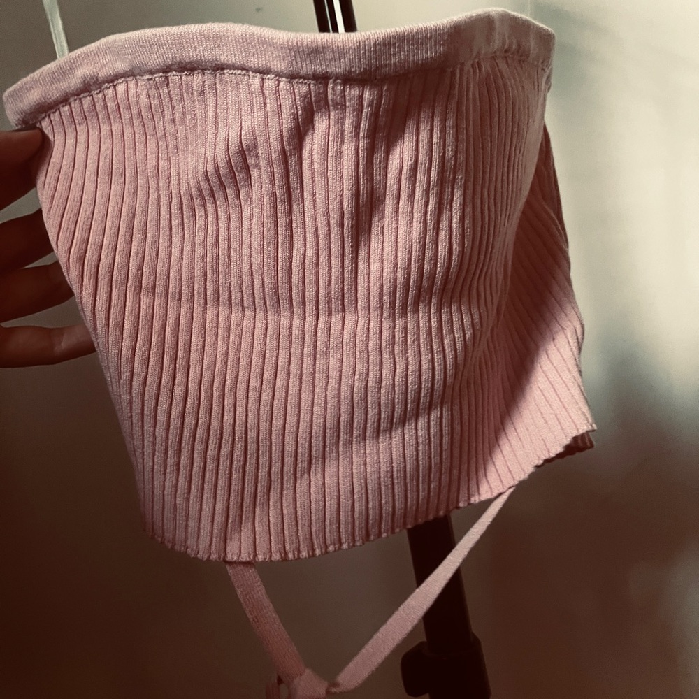 Pink Ribbed Crop Top - Picture 3 of 4
